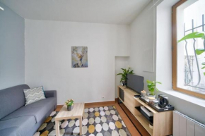 Studio sur cour, proche des Buttes-Chaumont